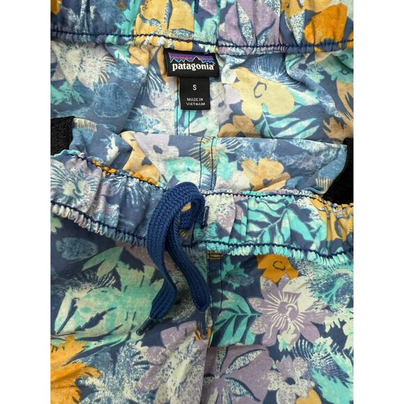 Patagonia Womens Barely Baggies Pull-On Shorts Small Floral Hawaiian 2" 57041 - Picture 4 of 7